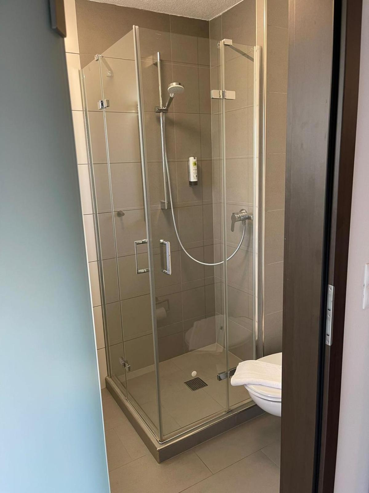 Hotel Wiesental Naehe Friedrichshafen เมคเคนบอยเริน ภายนอก รูปภาพ